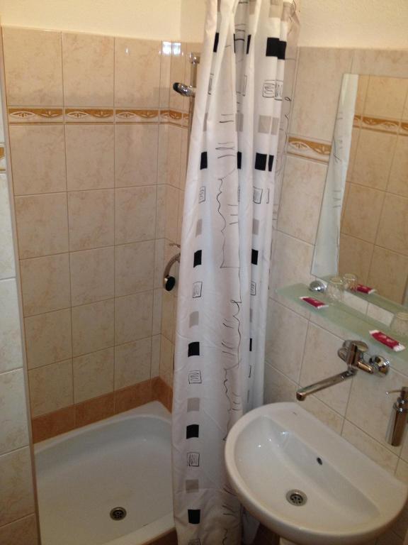 Hotel Preveza Spišská Nová Ves Habitación foto